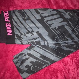Nike pro leggings